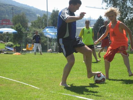 Fussball 045.jpg   32kb   26.03.2021 22:38:08